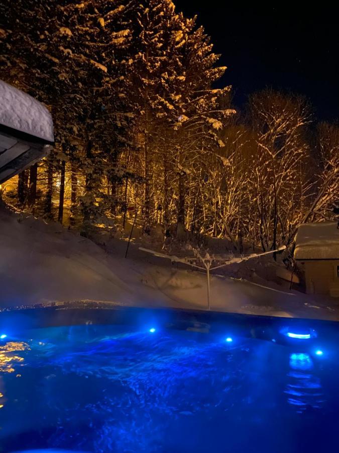 Lyngen, Mackay Appartment, Lyngen Lyngseidet ภายนอก รูปภาพ
