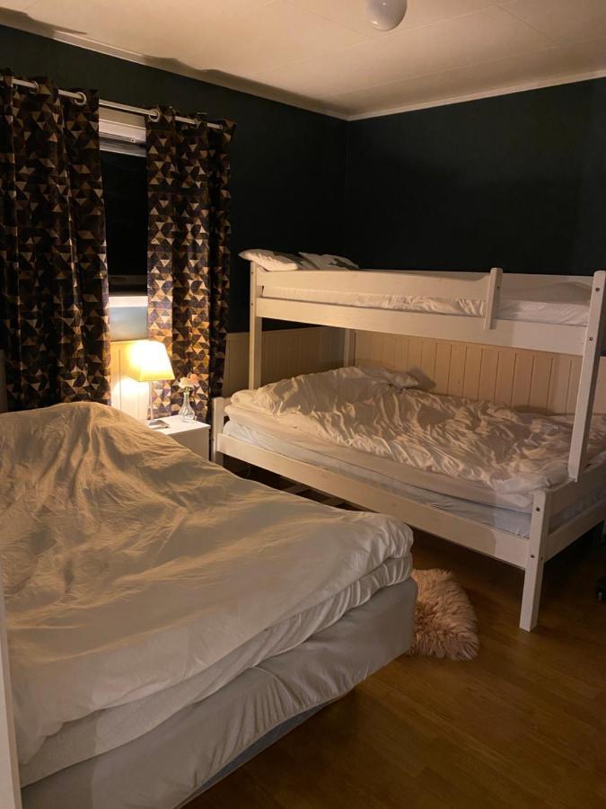 Lyngen, Mackay Appartment, Lyngen Lyngseidet ภายนอก รูปภาพ