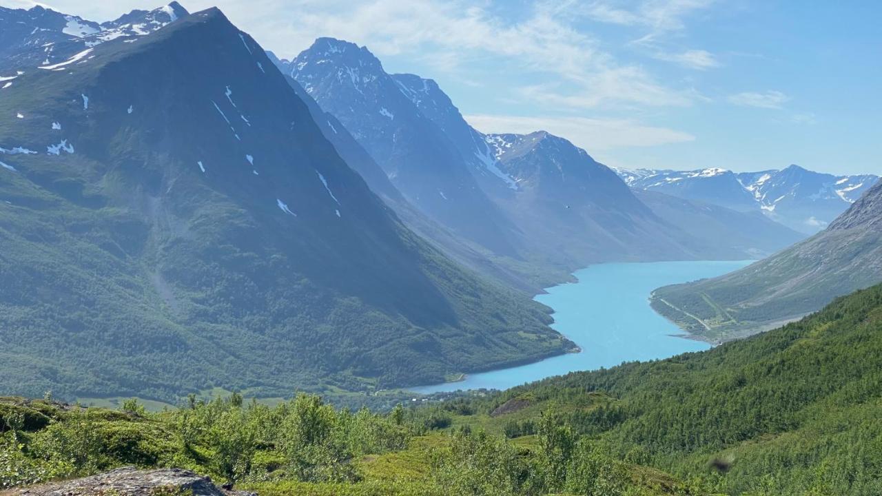 Lyngen, Mackay Appartment, Lyngen Lyngseidet ภายนอก รูปภาพ